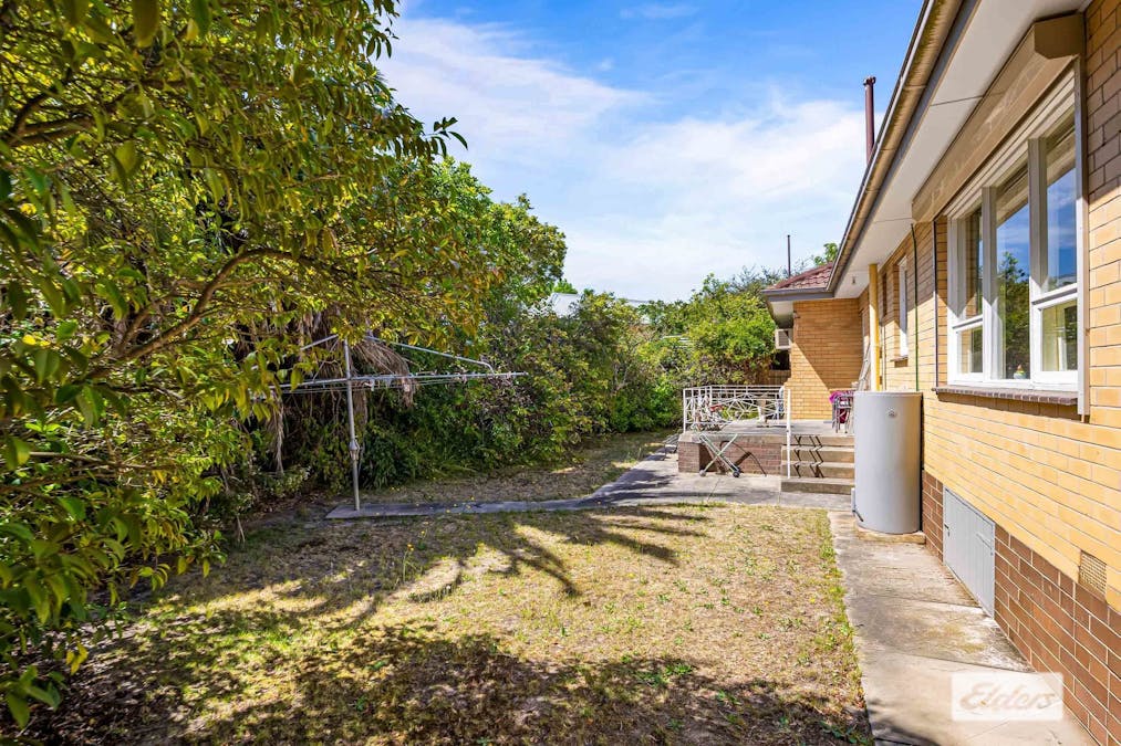 42 Banfield Street, Ararat, VIC, 3377 - Image 22