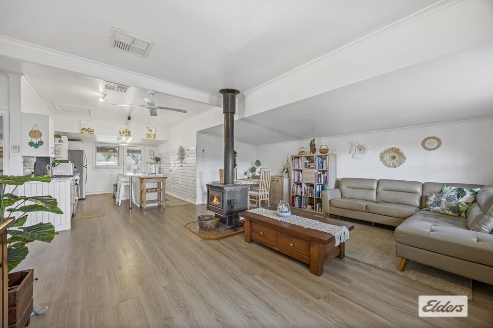 143 Rifle Butts Road, Landsborough, VIC, 3384 - Image 4