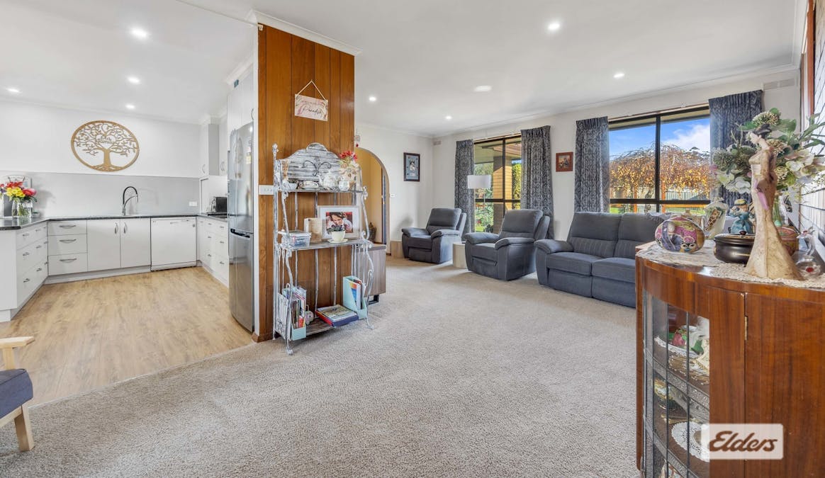 22 Elizabeth Street, Ararat, VIC, 3377 - Image 8