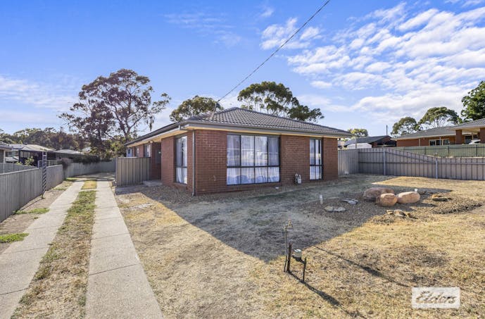 13 London Road, Stawell, VIC, 3380 - Image 1