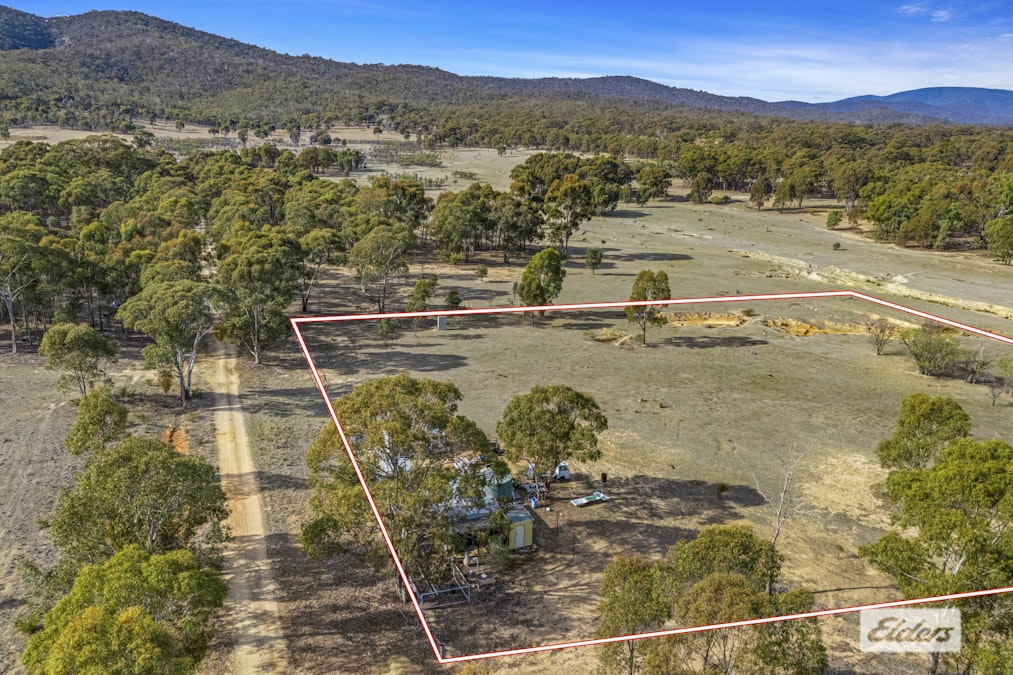 8 Murphy Lane, Landsborough, VIC, 3384 - Image 11