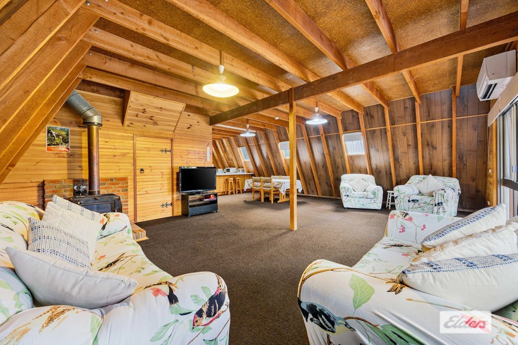 156 Grampians Road, Halls Gap, VIC, 3381 - Image 7