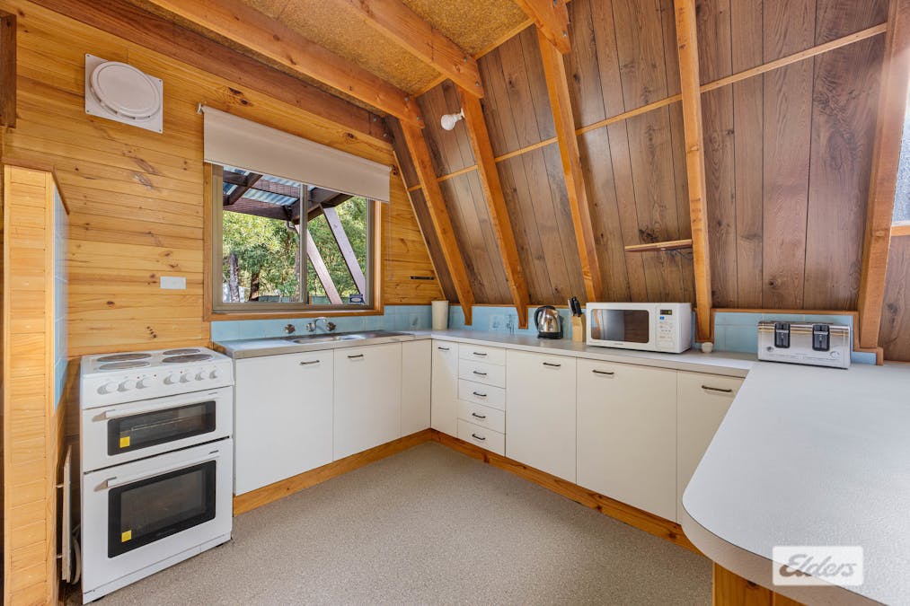 156 Grampians Road, Halls Gap, VIC, 3381 - Image 3