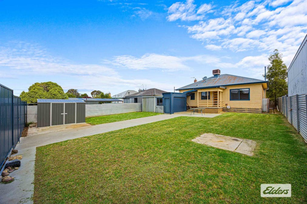 8 Clarke Street, Ararat, VIC, 3377 - Image 11