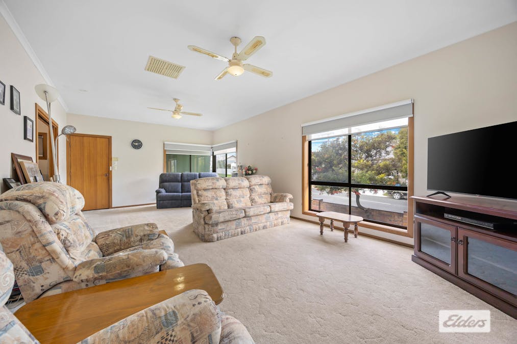 13 Jennings Street, Stawell, VIC, 3380 - Image 3