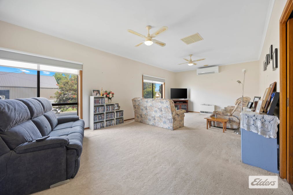 13 Jennings Street, Stawell, VIC, 3380 - Image 2