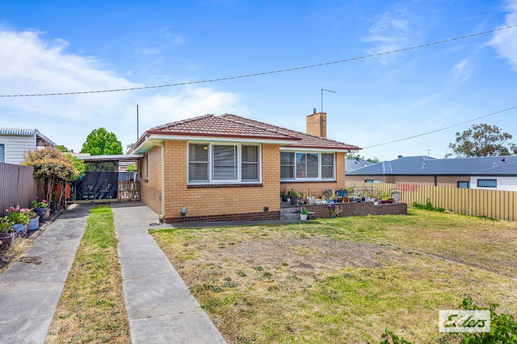 65 Girdlestone Street, Ararat, VIC, 3377 - Image 12