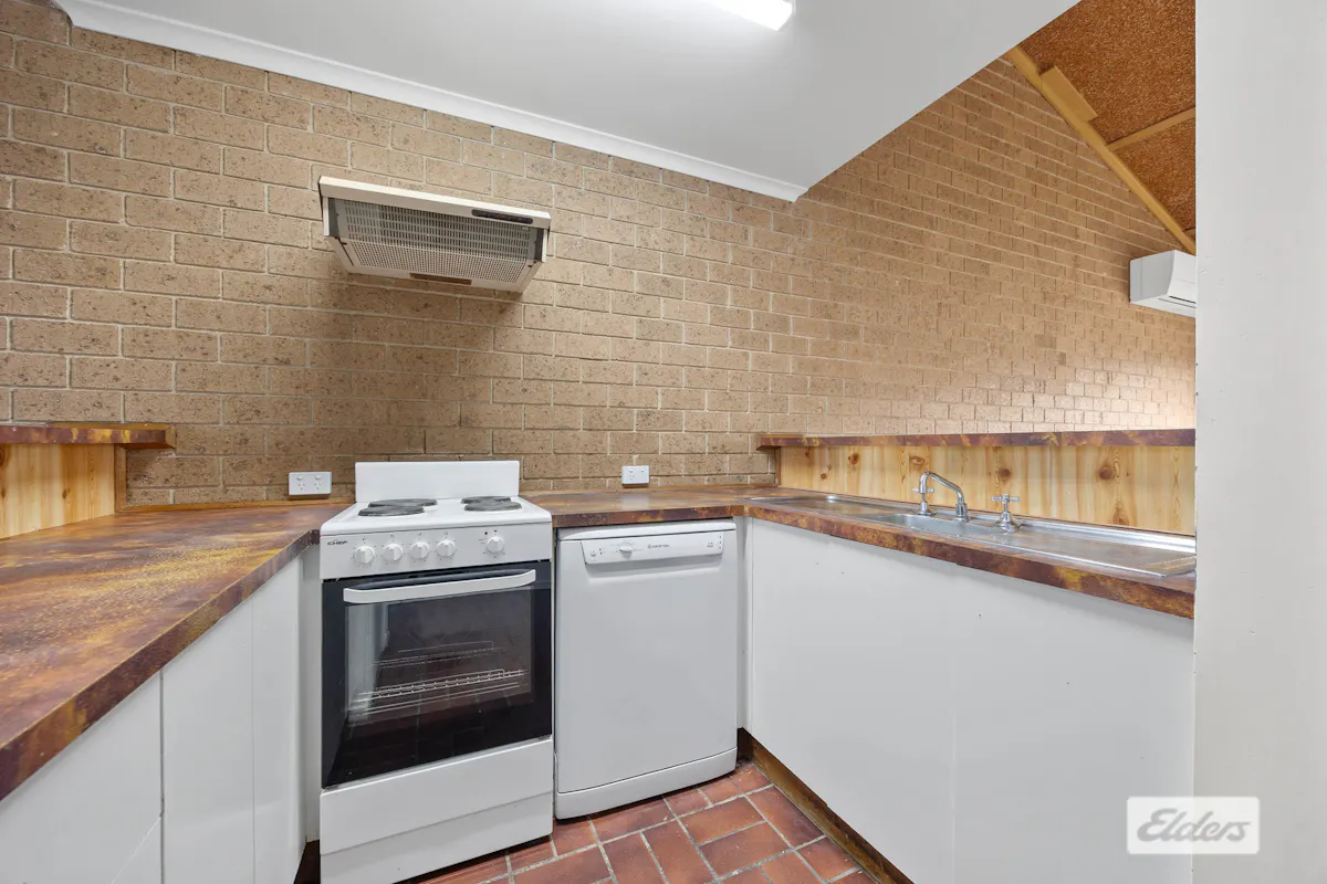 3/130 Lambert Street — photo 12 of 21
