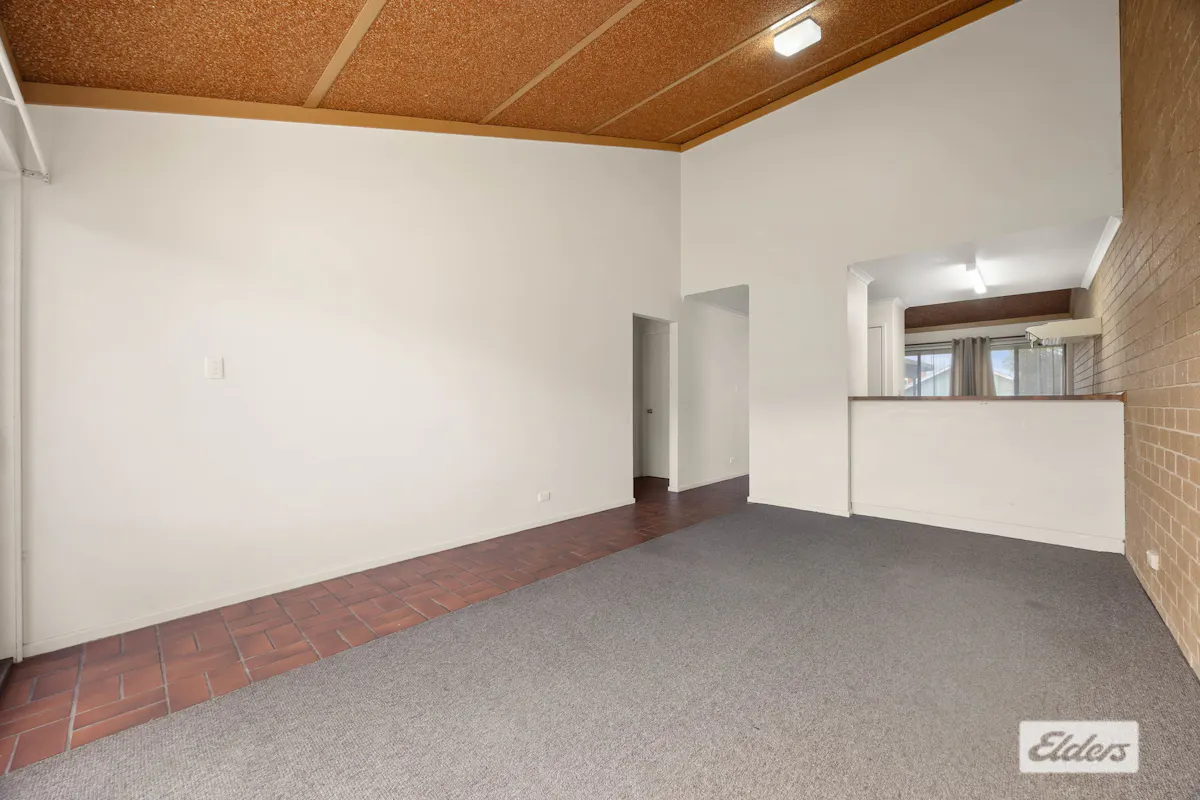 3/130 Lambert Street — photo 5 of 21