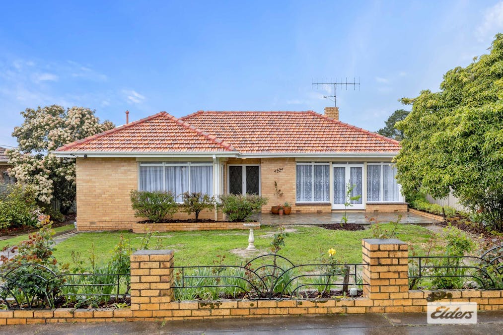 13 Barkly Street West , Ararat, VIC, 3377 - Image 1