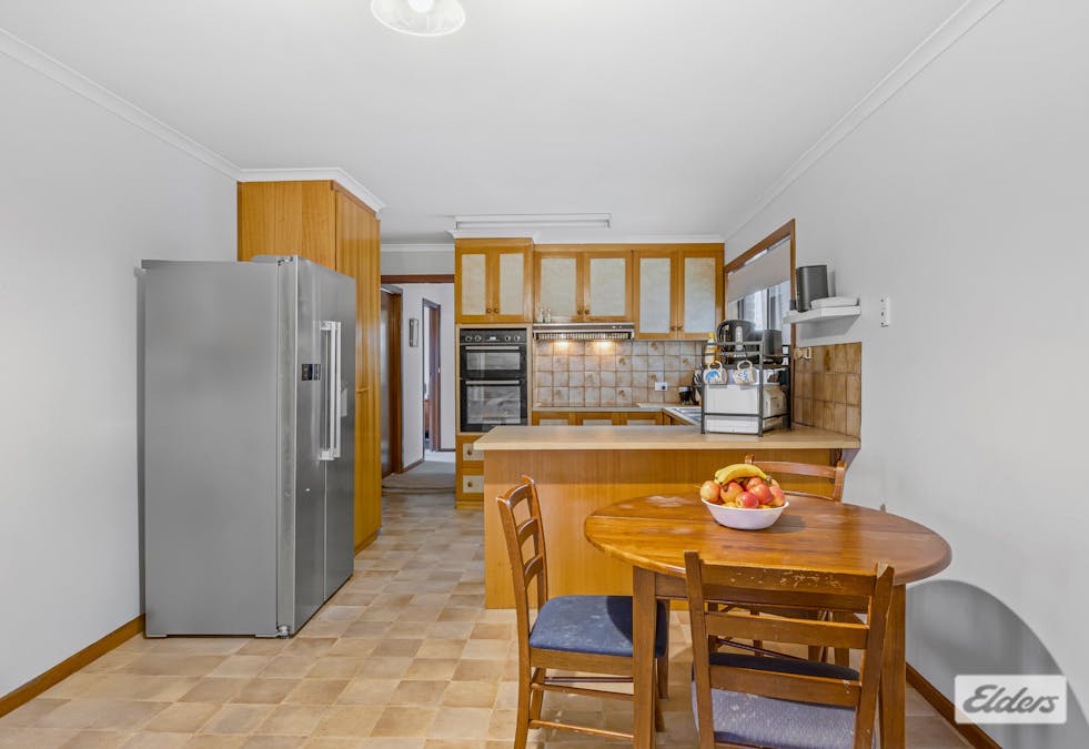 9 Ligar Street, Stawell, VIC, 3380 - Image 8