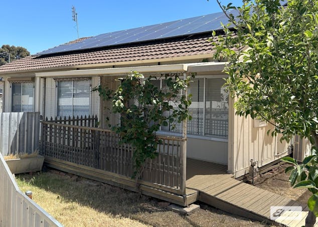 10 Freeland Avenue, Stawell, VIC, 3380 - Image 1