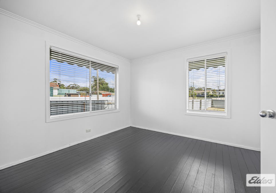 10 Freeland Avenue, Stawell, VIC, 3380 - Image 4