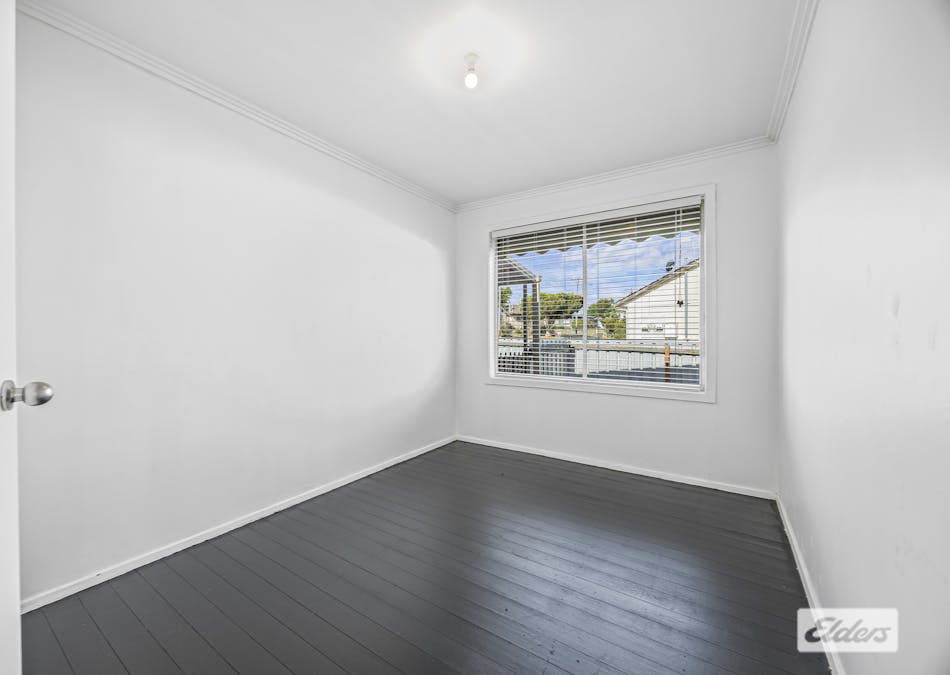 10 Freeland Avenue, Stawell, VIC, 3380 - Image 5