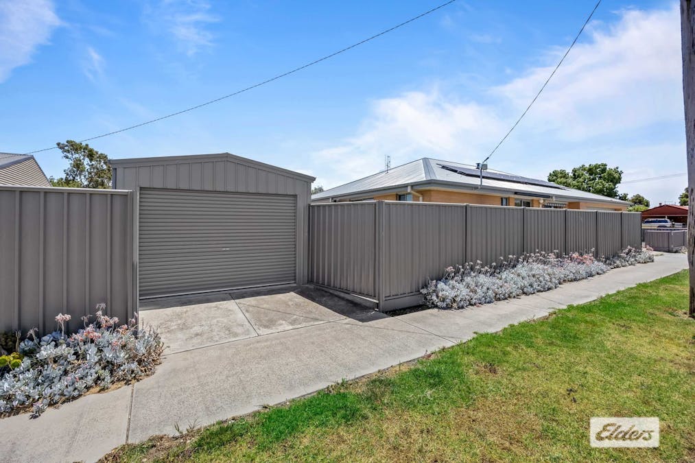102 Rundell Street, Ararat, VIC, 3377 - Image 18