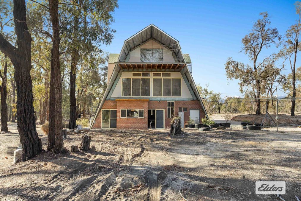 11-15 Barbara Street, Stawell, VIC, 3380 - Image 2