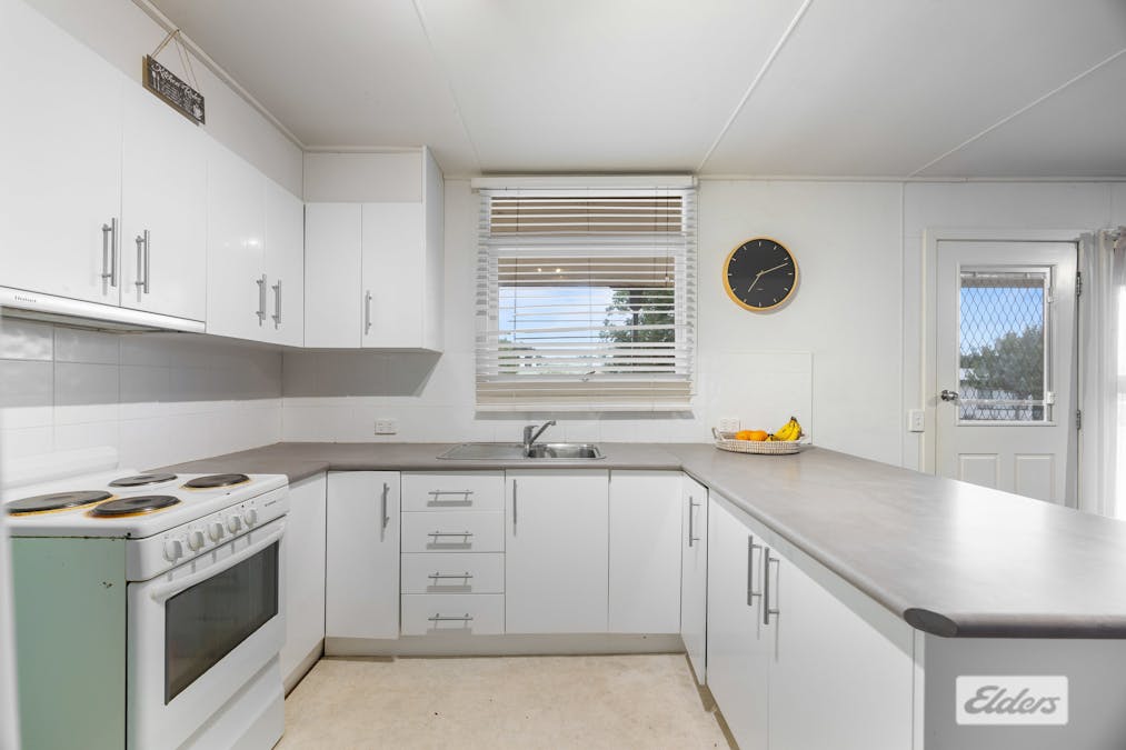 6 Bennett Street, Stawell, VIC, 3380 - Image 2
