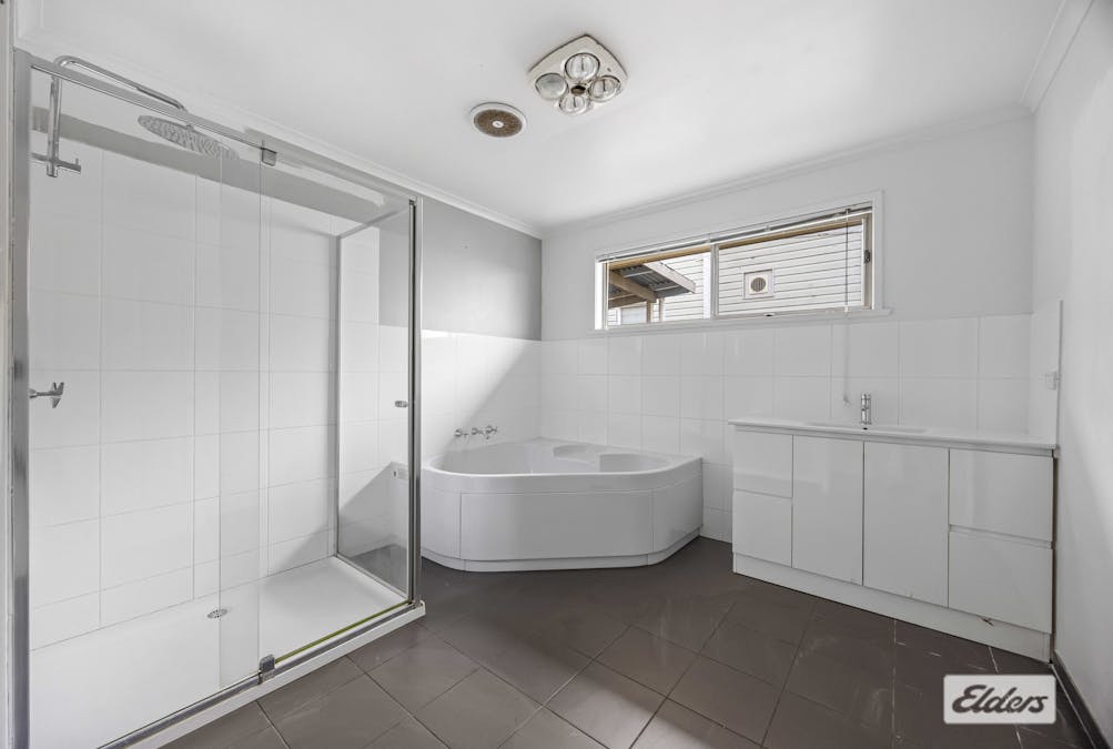 35 High Street West, Ararat, VIC, 3377 - Image 16