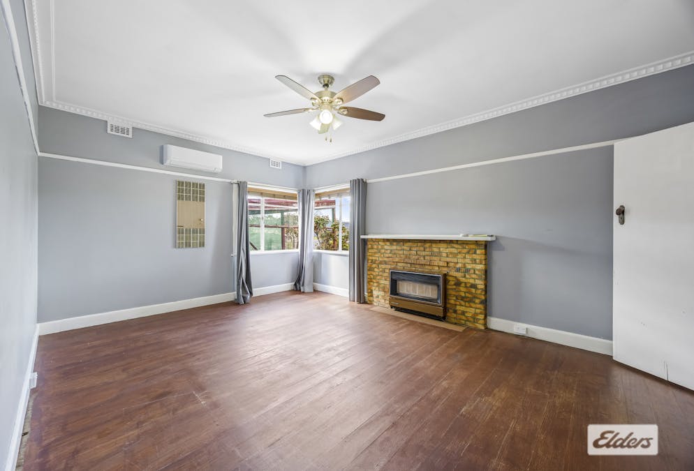 27 Blake Street, Ararat, VIC, 3377 - Image 4