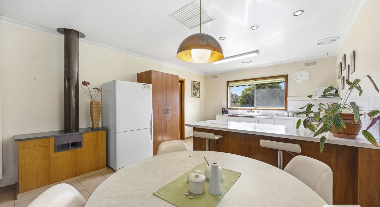 5 Kneale Street, Ararat, VIC, 3377 - Image 6