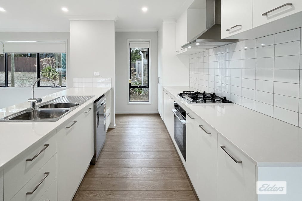 A/30 McLellan Street, Ararat, VIC, 3377 - Image 2