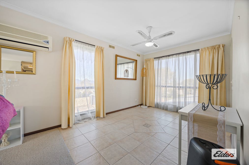 27 Henderson Street, Ararat, VIC, 3377 - Image 10