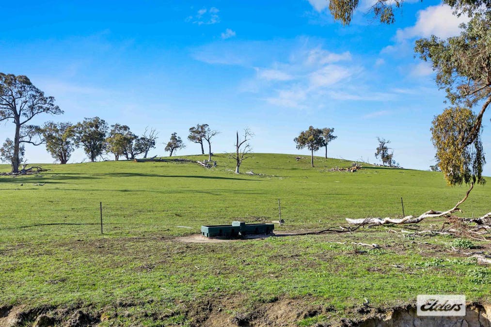 CA 111-115 Pyrenees Highway, Amphitheatre, VIC, 3468 - Image 5