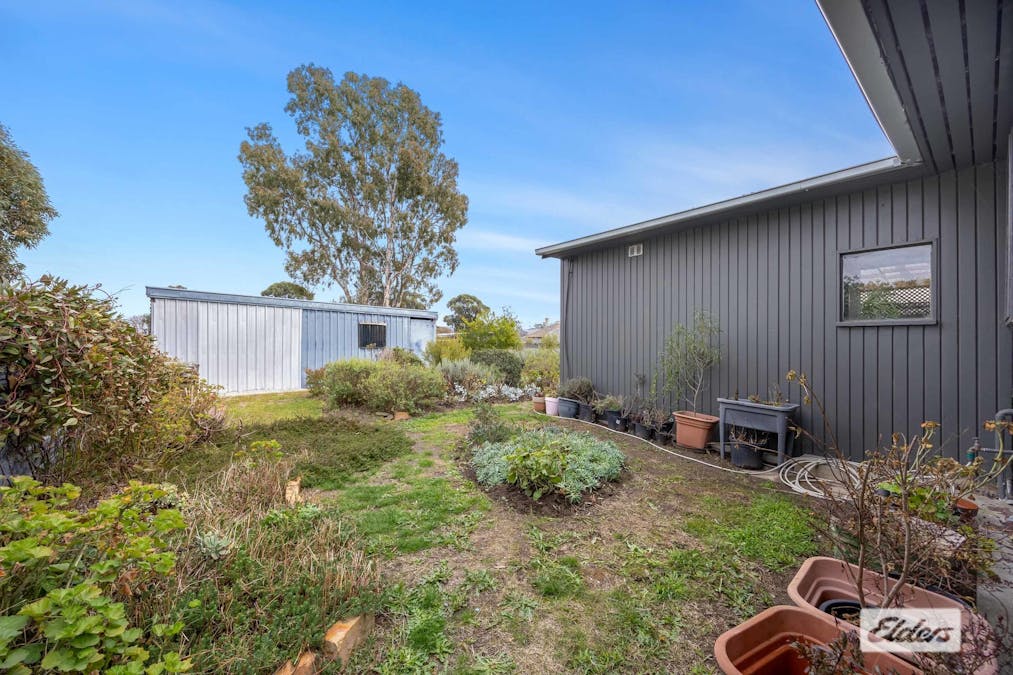 13 Steven Crescent, Ararat, VIC, 3377 - Image 18
