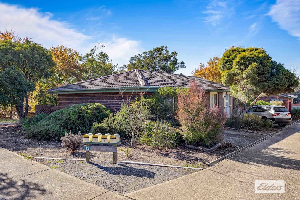 1/42 Carey Street, Ararat, VIC, 3377 - Image 2