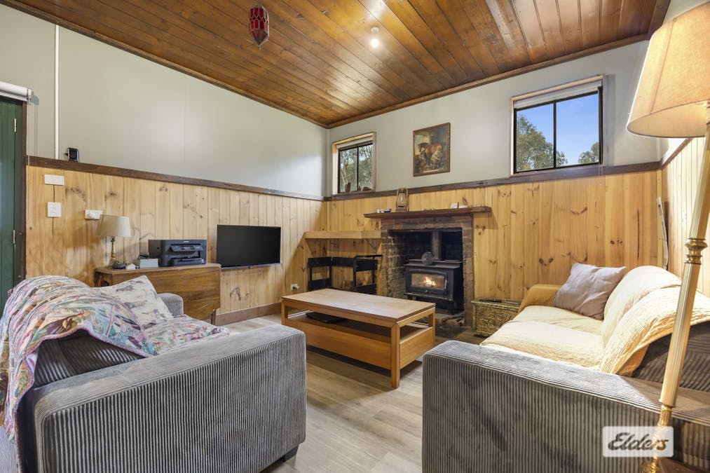 19 Pownceby Lane, Glenpatrick, VIC, 3469 - Image 2