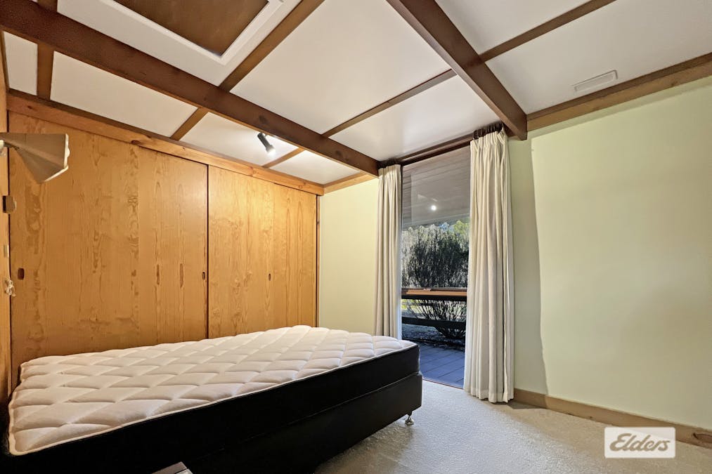 12 Wattle Crescent, Ararat, VIC, 3377 - Image 5