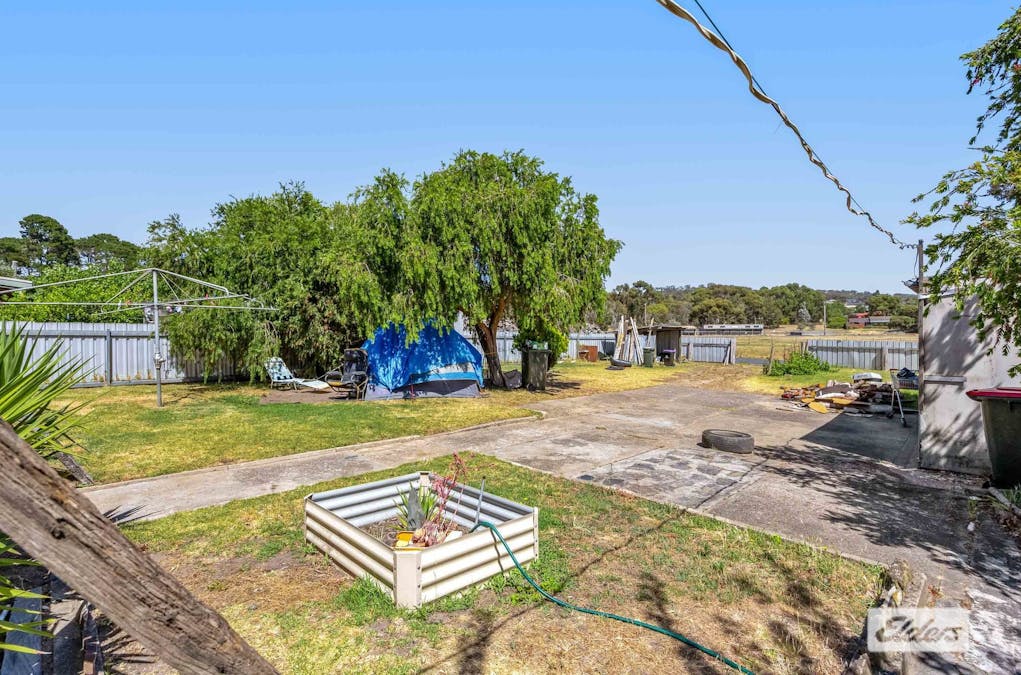 32 Tobin Street, Ararat, VIC, 3377 - Image 14