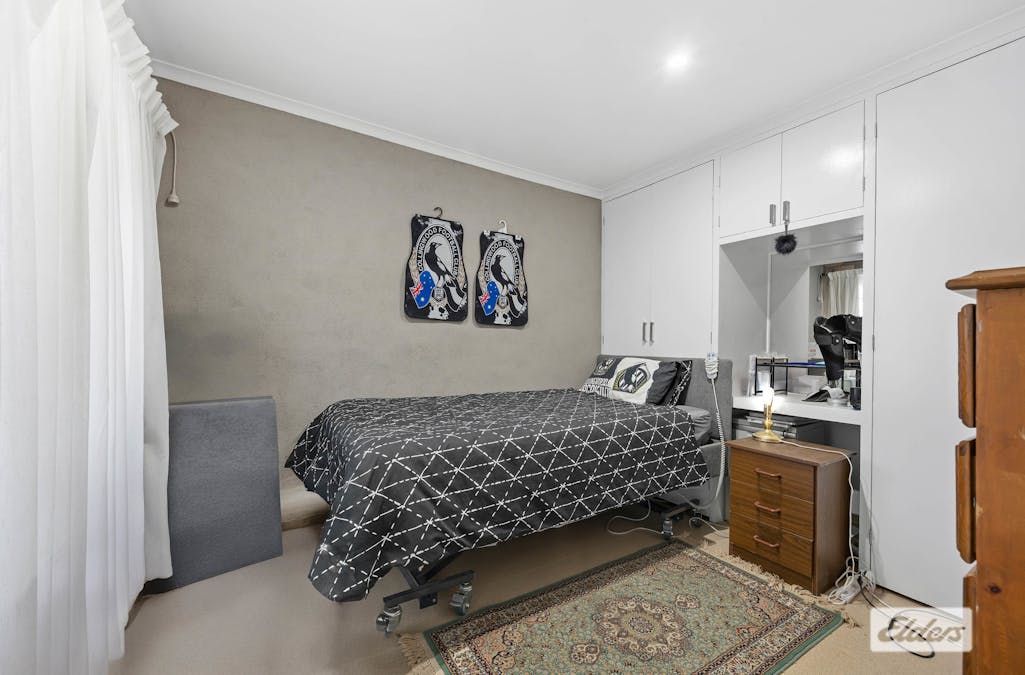18 Ellerker Avenue, Ararat, VIC, 3377 - Image 13
