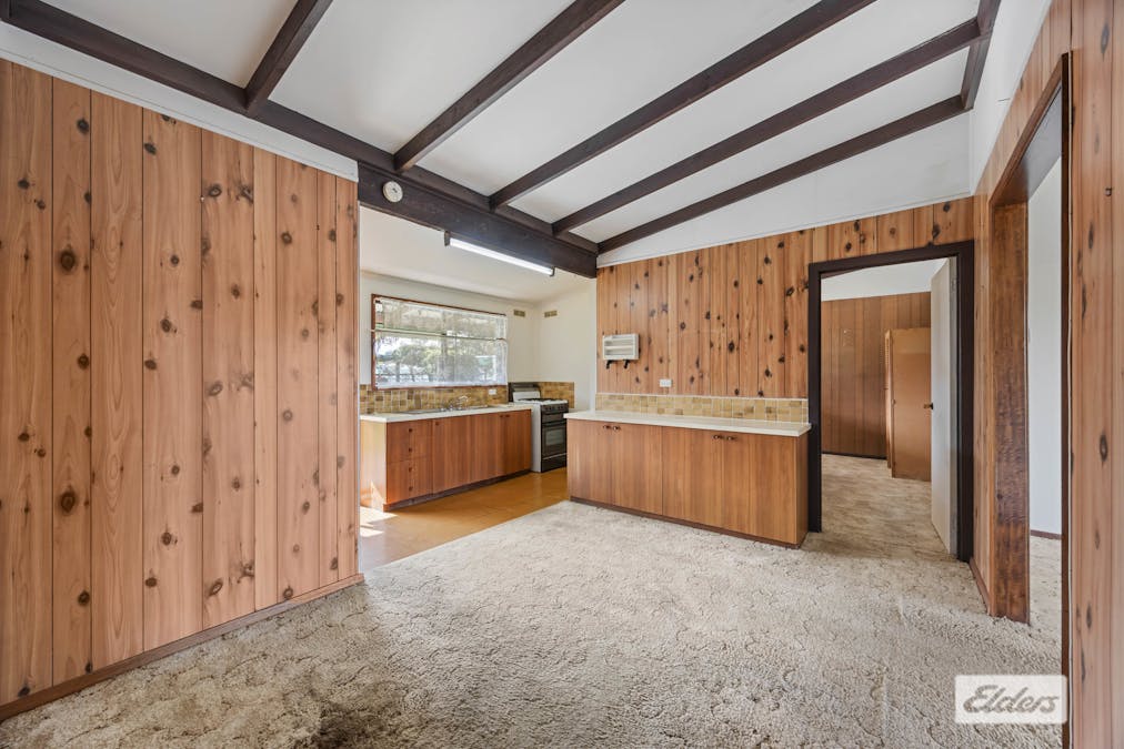 37 Grano Street, Ararat, VIC, 3377 - Image 6