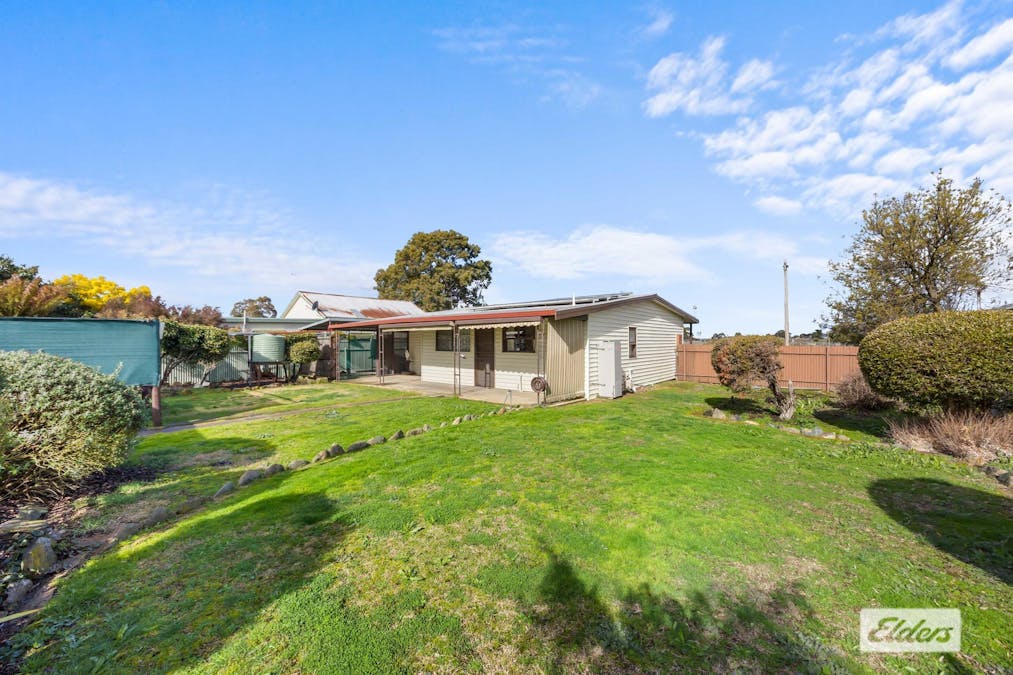 37 Grano Street, Ararat, VIC, 3377 - Image 16