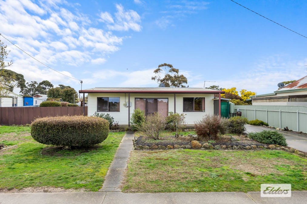 37 Grano Street, Ararat, VIC, 3377 - Image 2