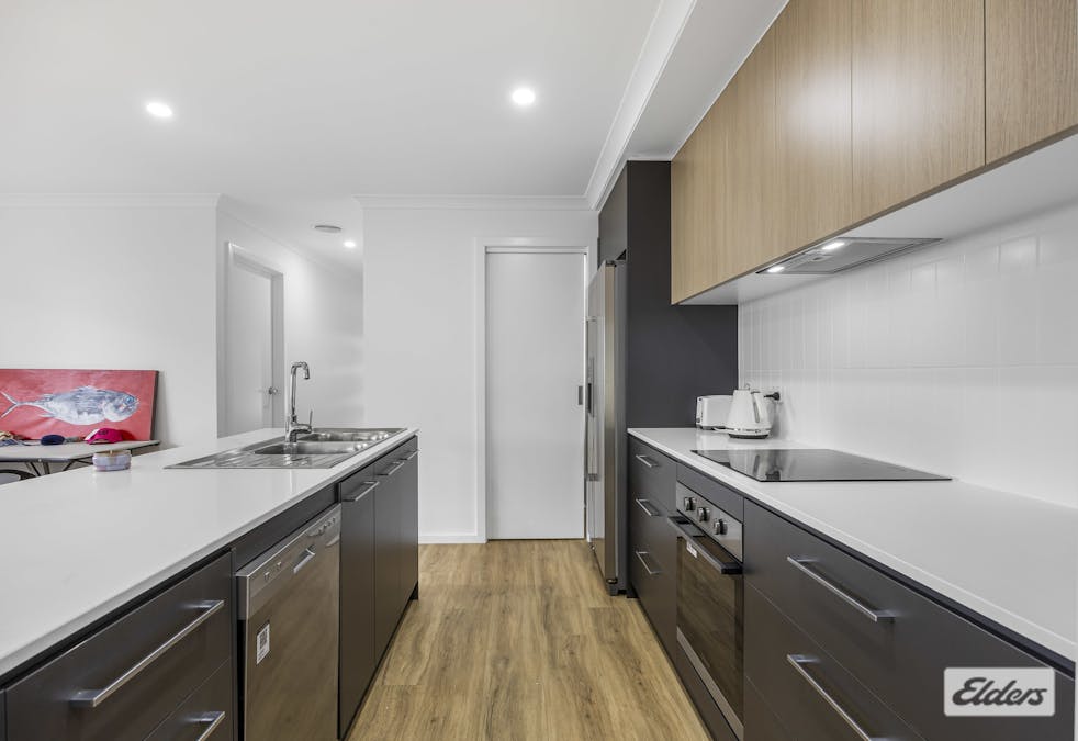 2 Omaroo Court, Ararat, VIC, 3377 - Image 4