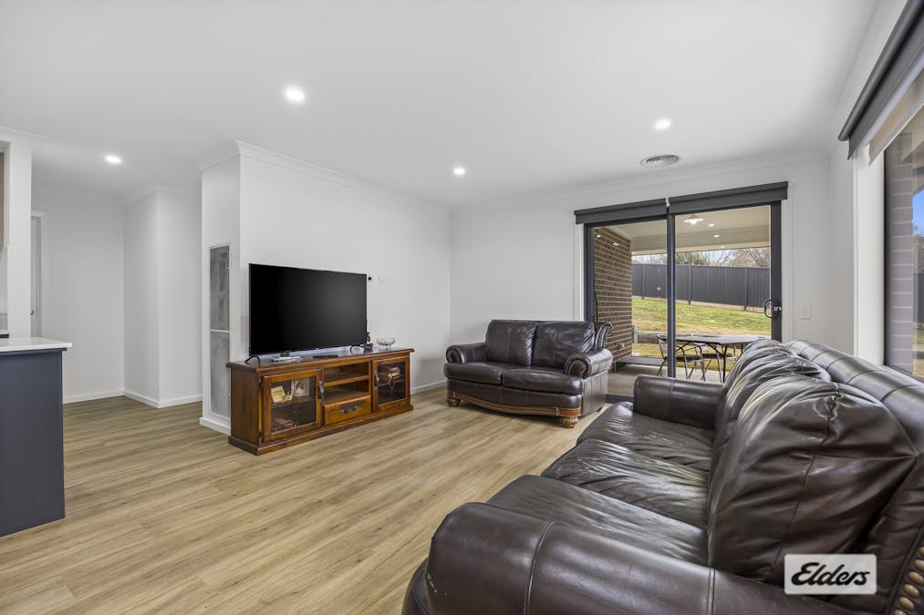 2 Omaroo Court, Ararat, VIC, 3377 - Image 11