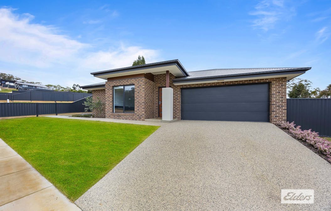 2 Omaroo Court, Ararat, VIC, 3377 - Image 3