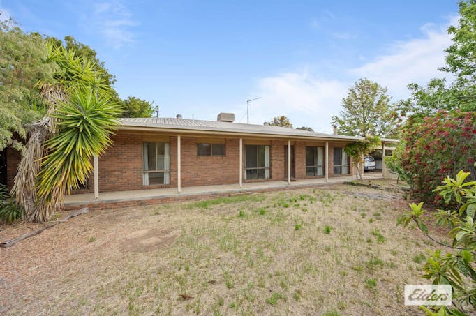 15 Bennett Street, Stawell, VIC, 3380 - Image 1