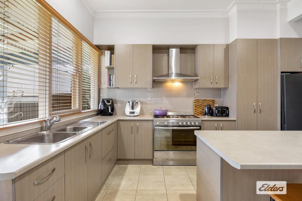 37 Ligar Street, Stawell, VIC, 3380 - Image 6