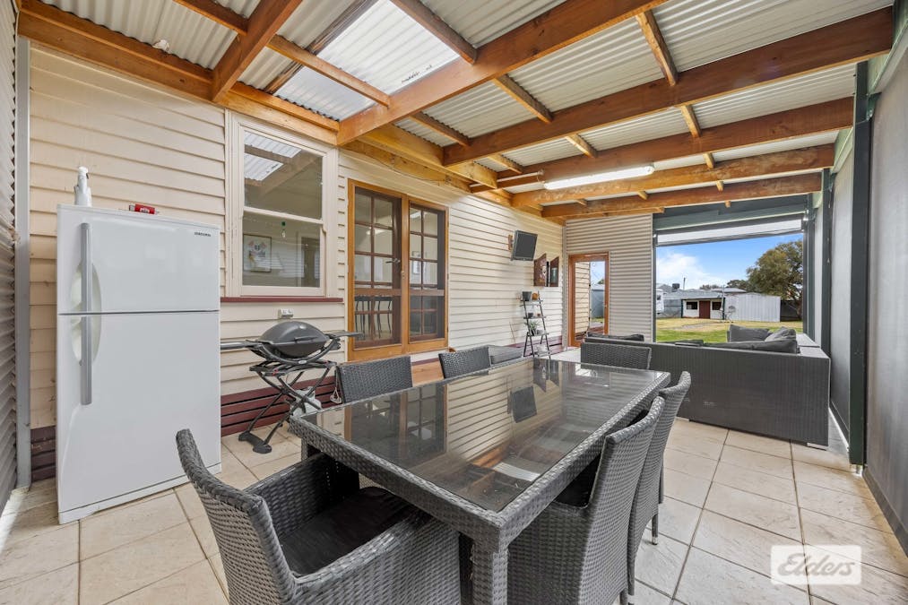 37 Ligar Street, Stawell, VIC, 3380 - Image 17