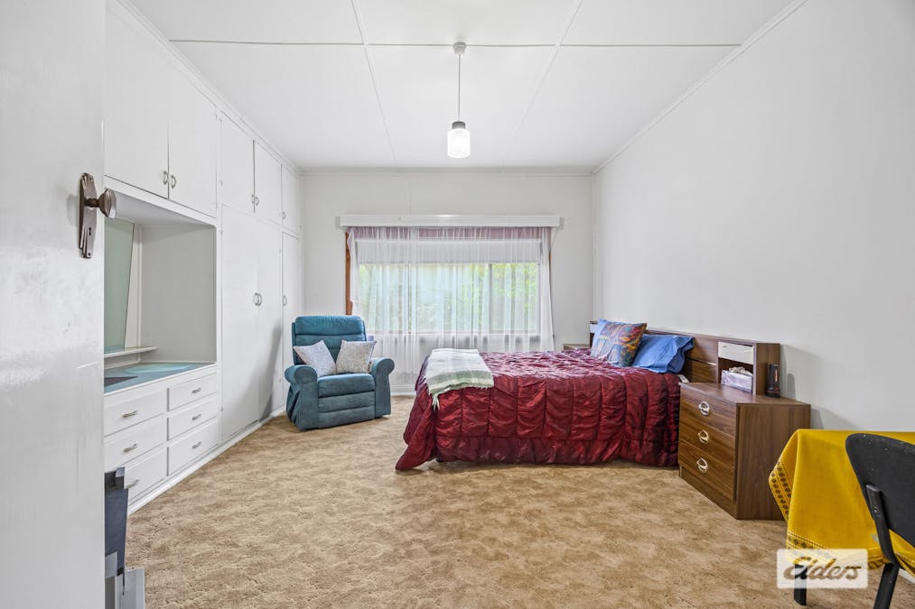 42 Darlington Road, Stawell, VIC, 3380 - Image 7