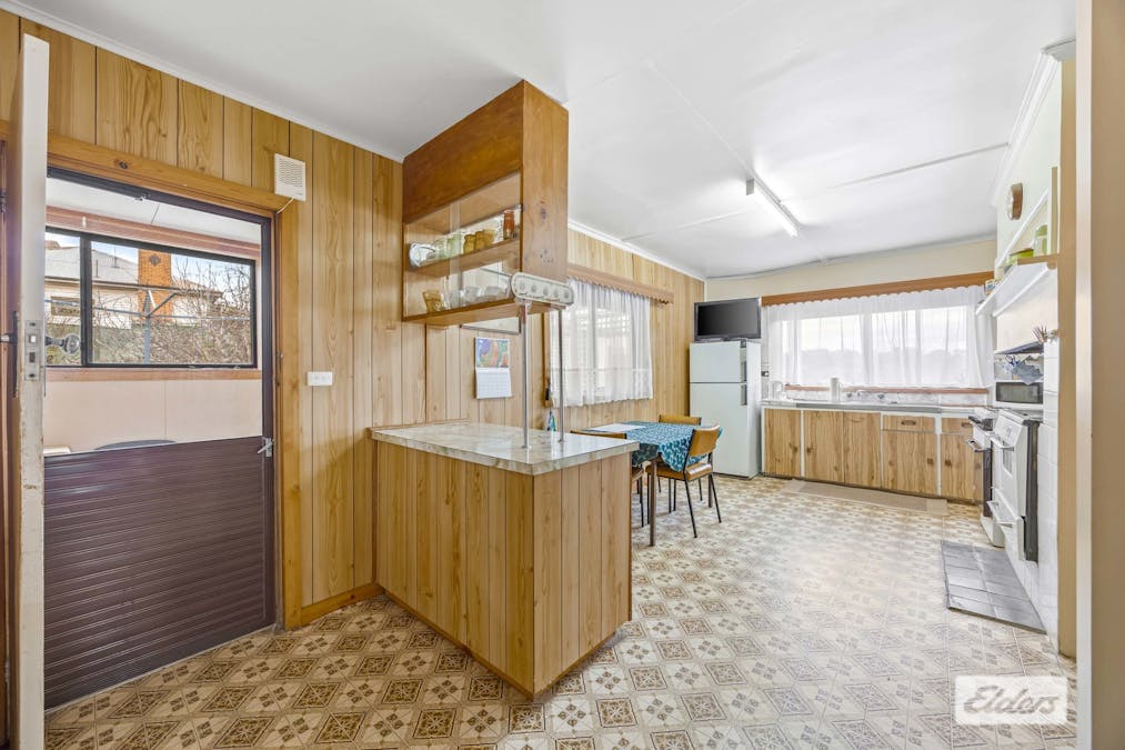 42 Darlington Road, Stawell, VIC, 3380 - Image 5