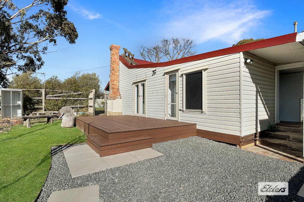 5 McLellan Street, Ararat, VIC, 3377 - Image 9
