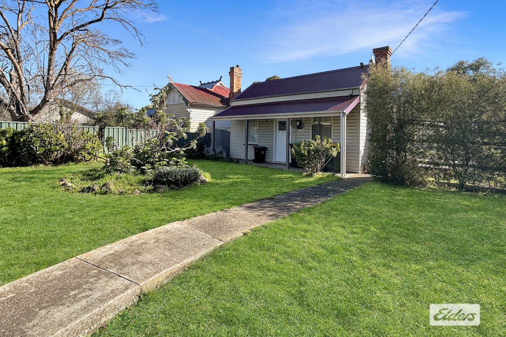 5 McLellan Street, Ararat, VIC, 3377 - Image 2