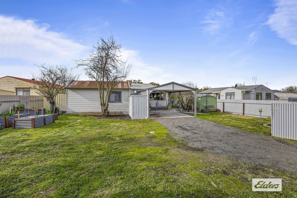 7 Steven Crescent, Ararat, VIC, 3377 - Image 16