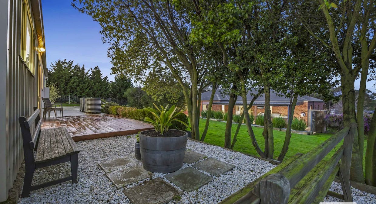 123 Picnic Road, Ararat, VIC, 3377 - Image 31