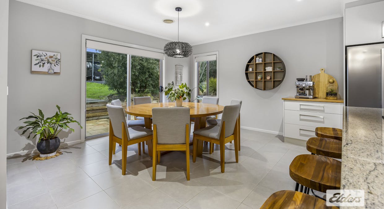 123 Picnic Road, Ararat, VIC, 3377 - Image 13