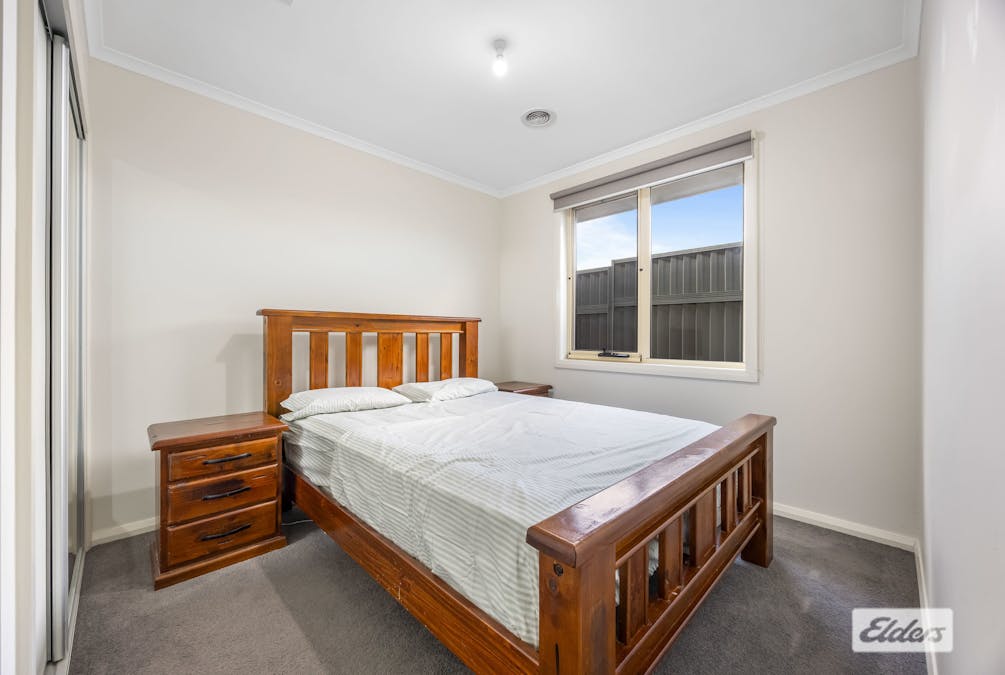 58 Churchill Avenue, Ararat, VIC, 3377 - Image 13